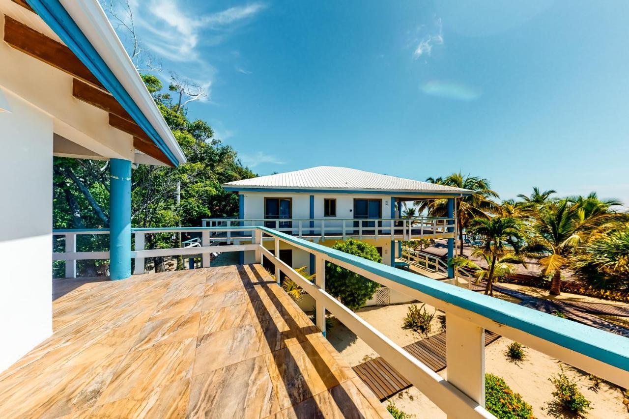 Condo #26 @ Beachside Villas Placencia Exteriör bild